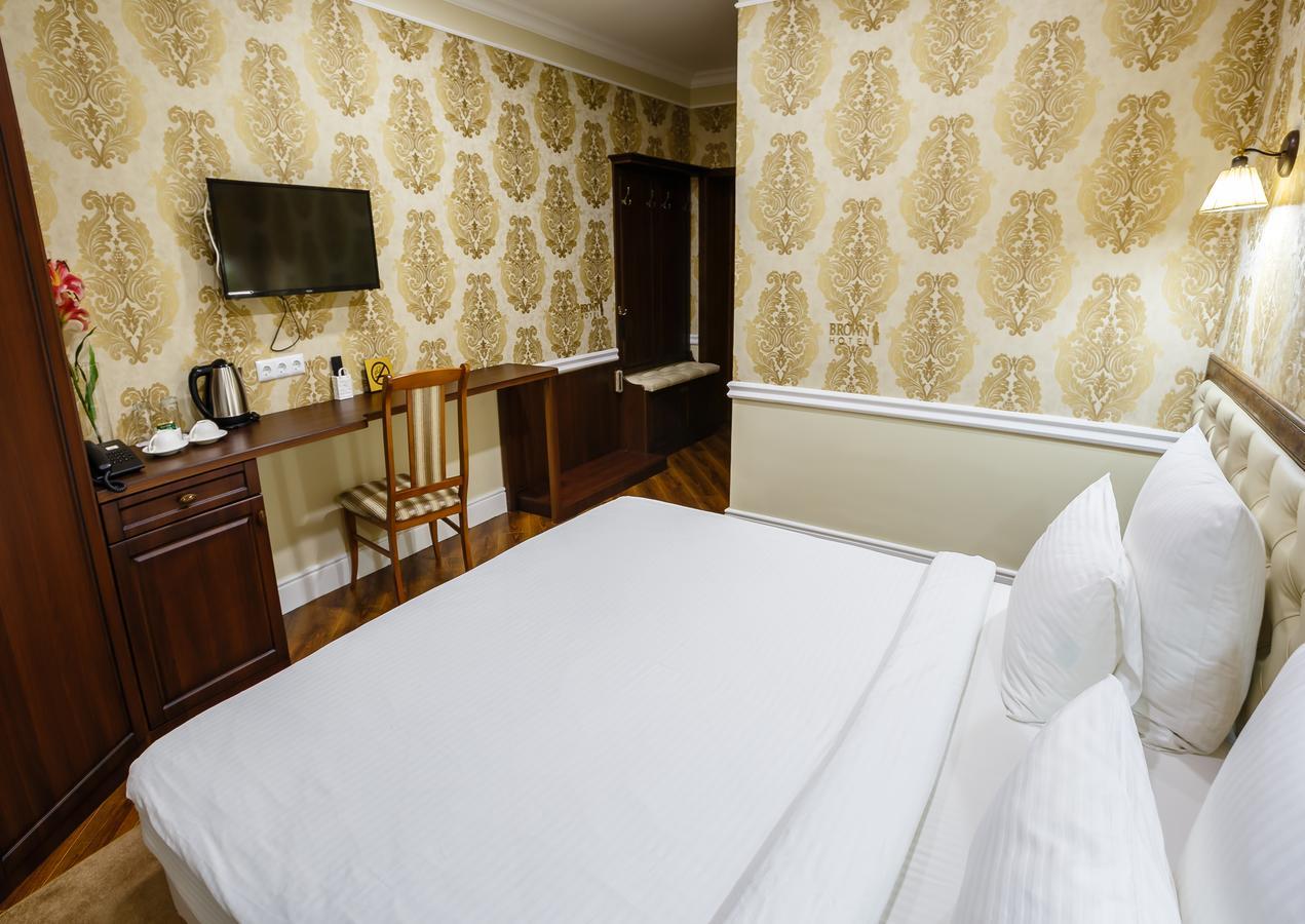 Brown Hotel Akmola Esterno foto