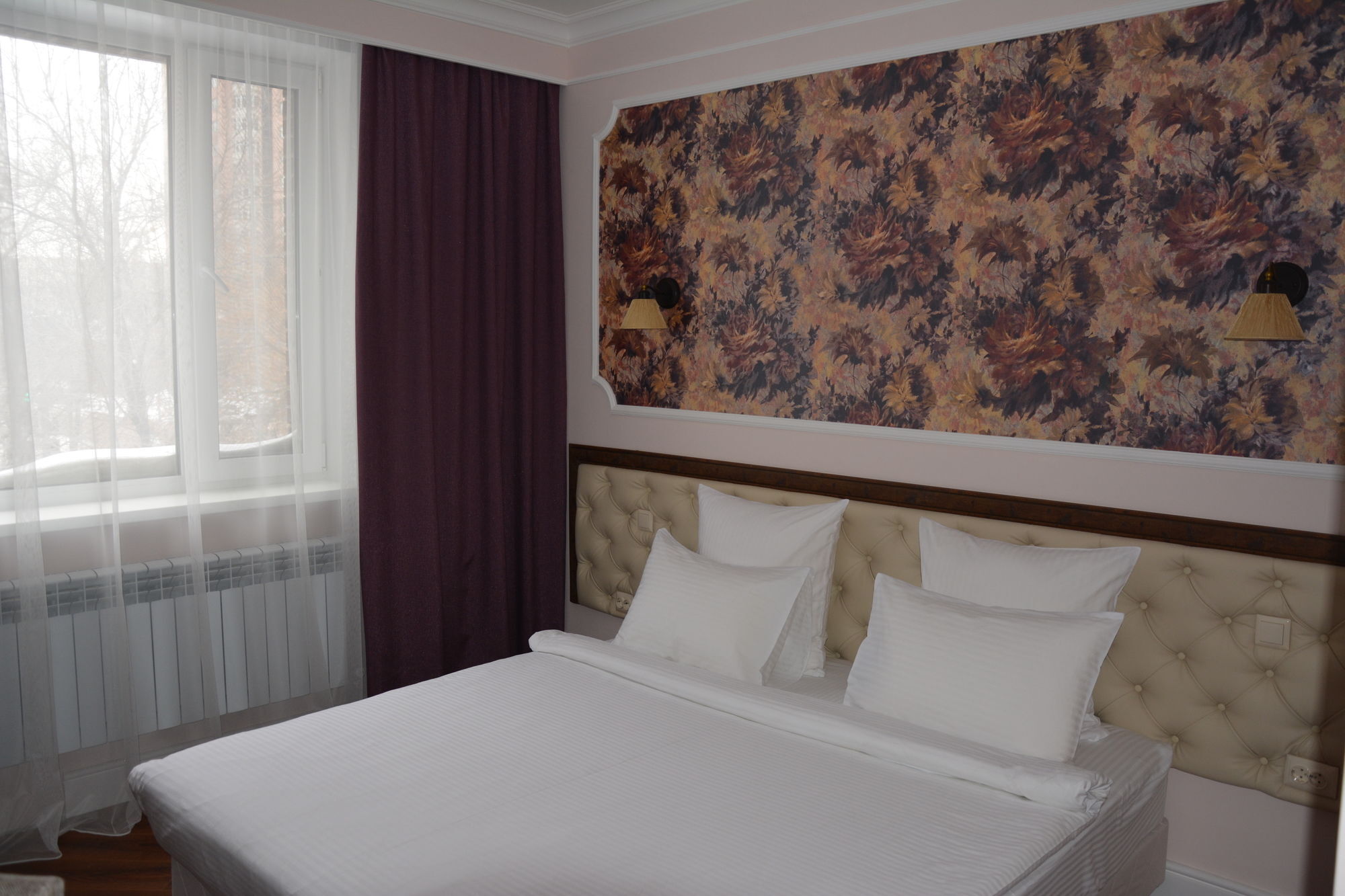 Brown Hotel Akmola Esterno foto